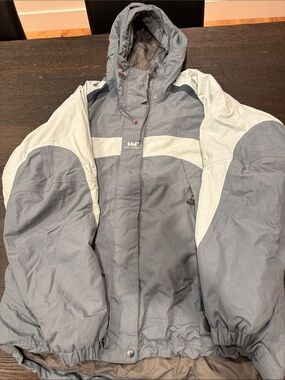 Helly Hansen Women’s Hooded Ski Jacket in Gray & Light Blue